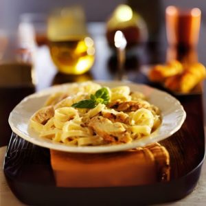 Fettuccine Alfredo Pasta